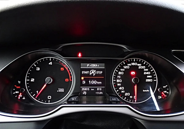 Audi A4 cena 41900 przebieg: 253000, rok produkcji 2012 z Oborniki małe 781